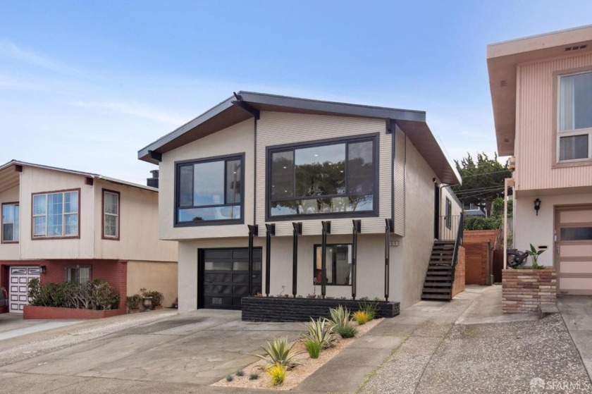 Welcome to this beautifully renovated residence! This stunning - Beach Home for sale in Daly City, California on Beachhouse.com