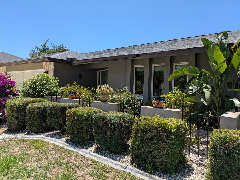 Welcome to this well-maintained 3-bedroom, 2-bathroom waterfront - Beach Home for sale in Port Charlotte, Florida on Beachhouse.com