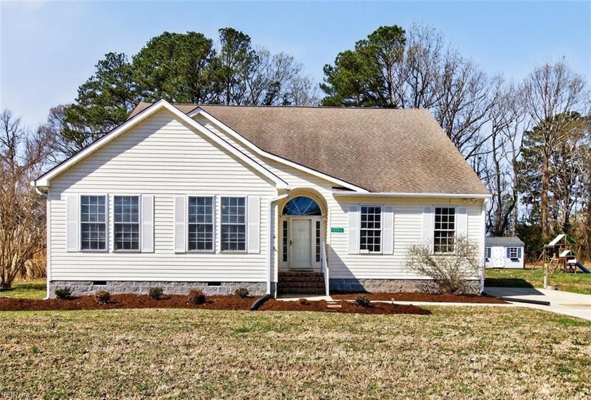 Welcome to this beautiful home in the desirable Rescue area of - Beach Home for sale in Carrollton, Virginia on Beachhouse.com