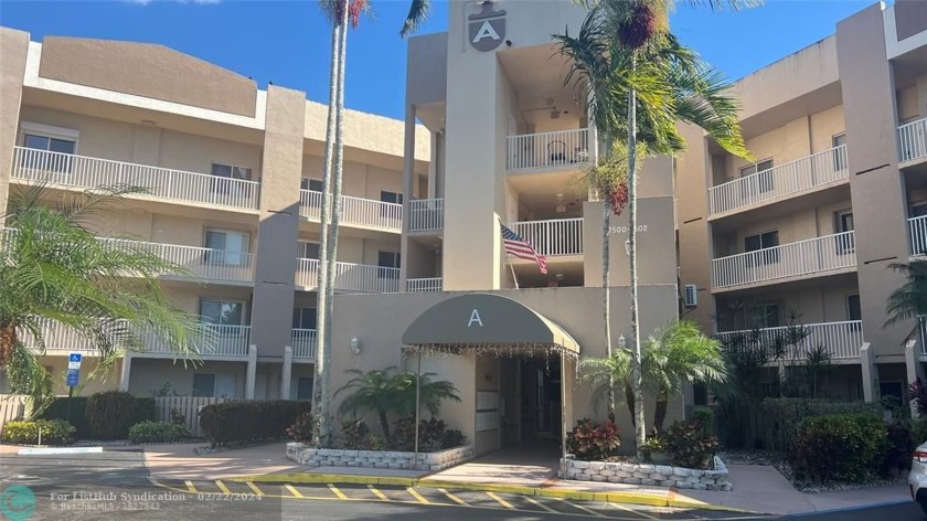 Exclusive Flip Opportunity with Water View and Amenities Galore!
 - Beach Condo for sale in Tamarac, Florida on Beachhouse.com
