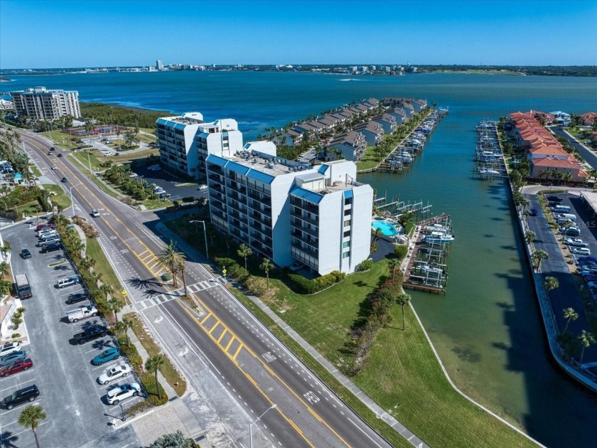 Exquisitely renovated 5th floor Harbour South residence with - Beach Condo for sale in Clearwater Beach, Florida on Beachhouse.com