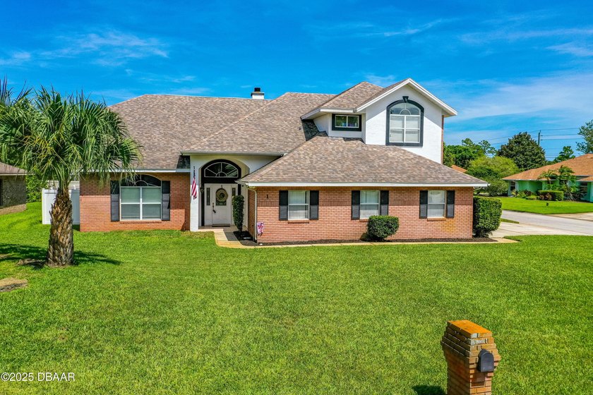 Priced below appraised value. Amazing 3224 sq ft 3 bedroom 2 1/2 - Beach Home for sale in Ormond Beach, Florida on Beachhouse.com