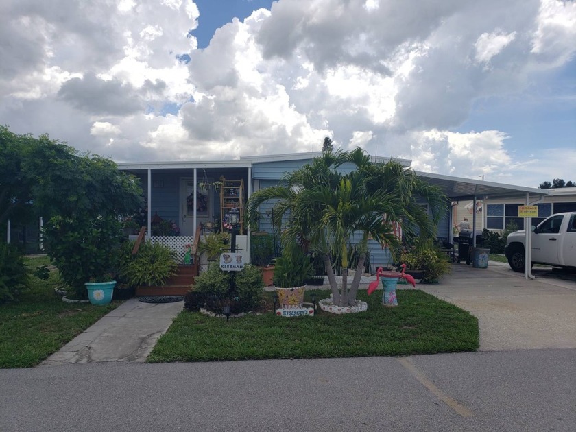 Get your slice of paradise with this beautiful 2 bedroom home - Beach Home for sale in Ruskin, Florida on Beachhouse.com