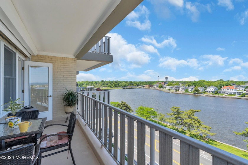 WATER, WATER EVERYWHERE! This light filled condo comes w/ 3 - Beach Condo for sale in Asbury Park, New Jersey on Beachhouse.com