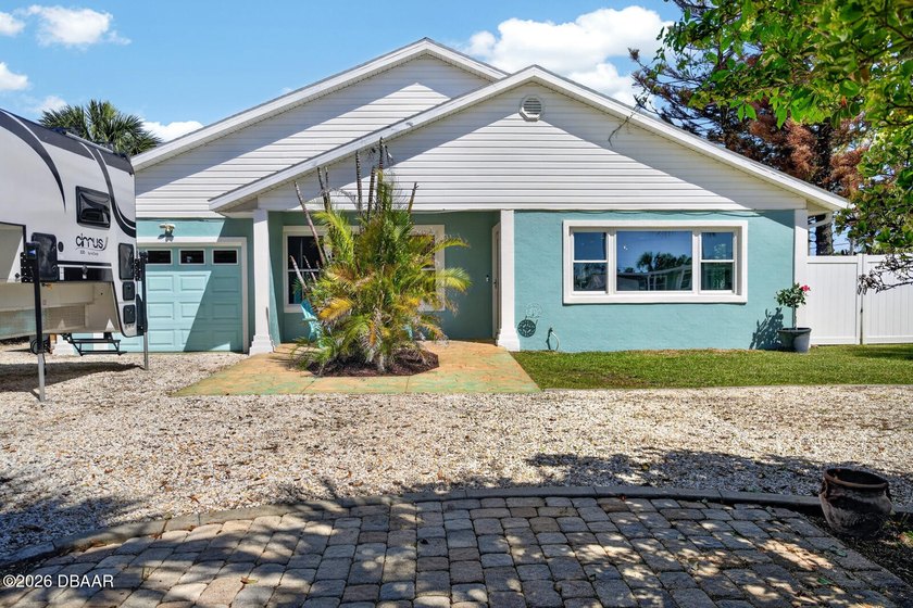 Welcome to the heart of Ormond Beach beachside, where coastal - Beach Home for sale in Ormond Beach, Florida on Beachhouse.com