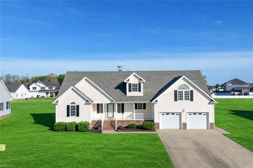 Welcome to this beautiful home located in a waterfront community - Beach Home for sale in Elizabeth City, North Carolina on Beachhouse.com