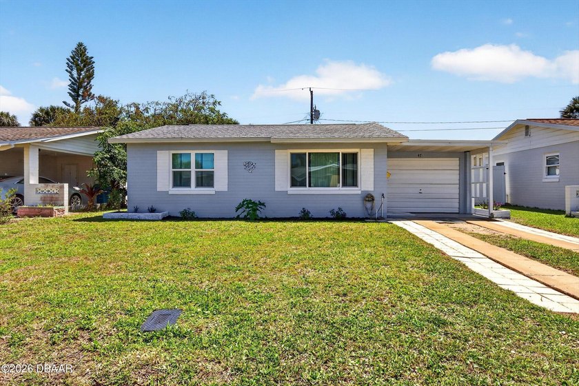 There is so much to love about this adorable beach bungalow in - Beach Home for sale in Ormond Beach, Florida on Beachhouse.com