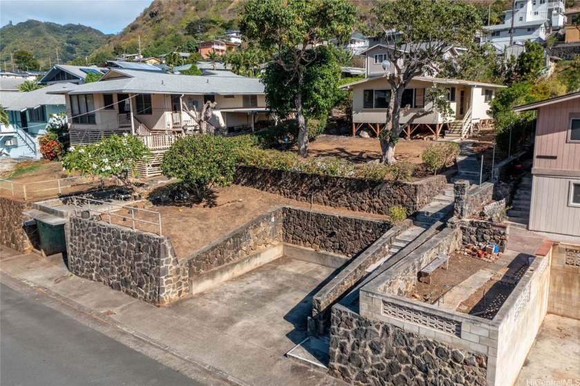 Discover the opportunity to build your dream home at an - Beach Home for sale in Honolulu, Hawaii on Beachhouse.com