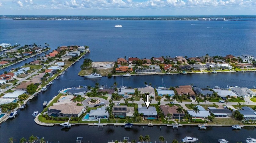 One or more photo(s) has been virtually staged. Located in the - Beach Home for sale in Punta Gorda, Florida on Beachhouse.com