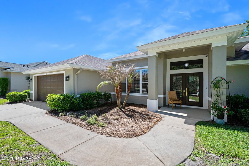 Beautifully maintained ICI Chatham model offering elegance and - Beach Home for sale in Ormond Beach, Florida on Beachhouse.com