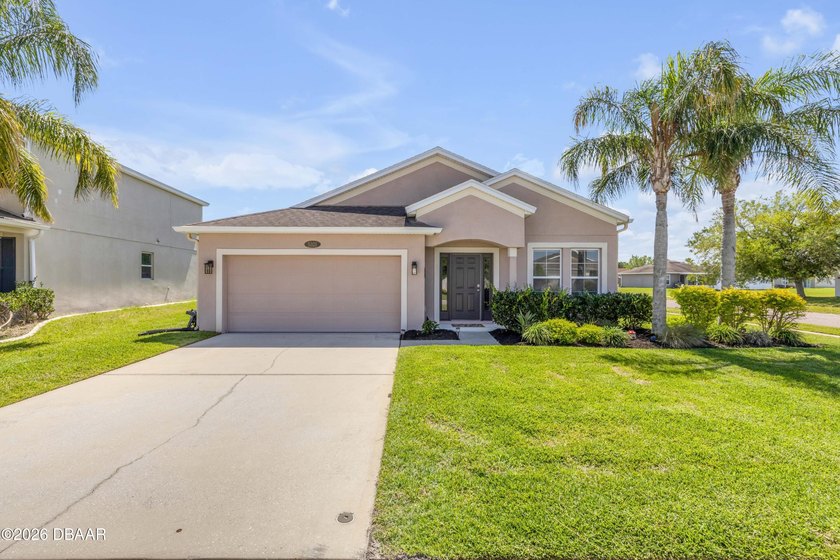 Welcome to 5321 Peach Blossom in the heart of Port Orange, where - Beach Home for sale in Port Orange, Florida on Beachhouse.com