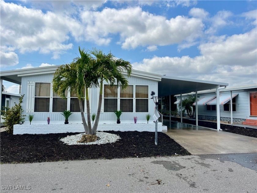 Turnkey!! Seller financing available!! Fully furnished, move in - Beach Home for sale in North Fort Myers, Florida on Beachhouse.com