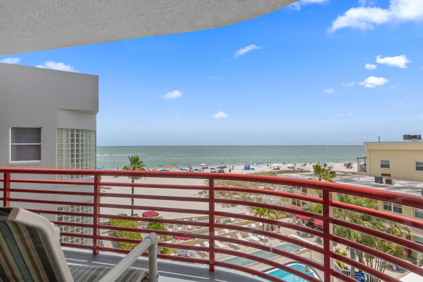 Largest Unit in John's Pass Area - Updated Top Floor Views - Beach Vacation Rentals in Madeira Beach, Florida on Beachhouse.com