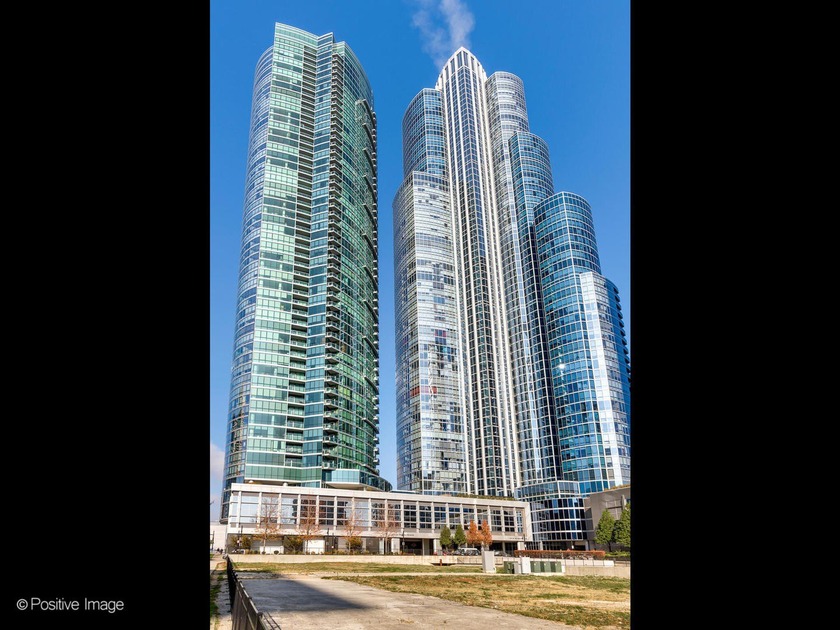 Located on the 29th floor of one of the South Loop's premier - Beach Condo for sale in Chicago, Illinois on Beachhouse.com