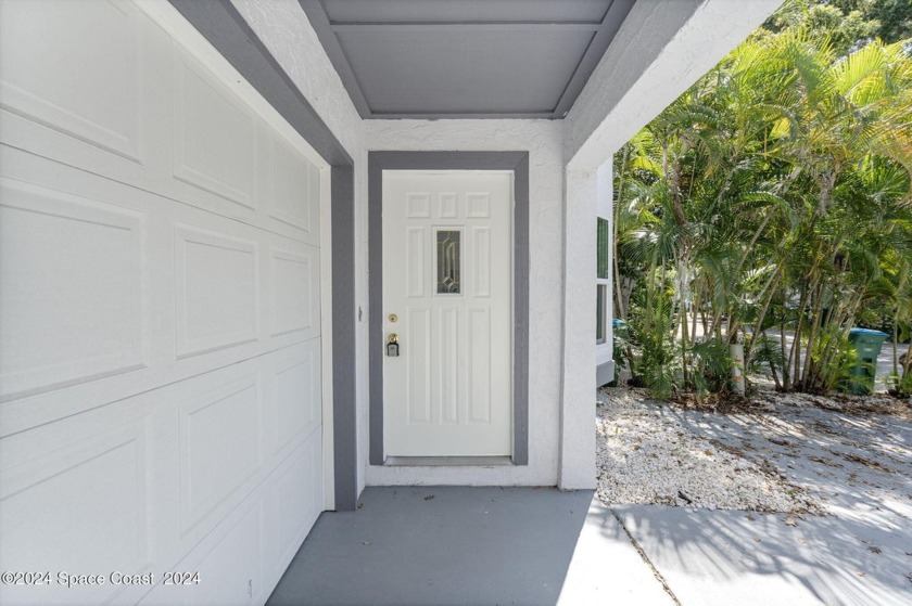 BEACH LIFE BECKONS! Turnkey Townhome, Steps to Sand, No HOA This - Beach Townhome/Townhouse for sale in Cape Canaveral, Florida on Beachhouse.com