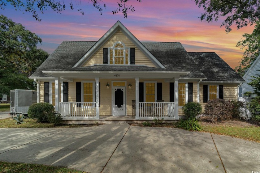 Beautiful home in the heart of Murrells Inlet. Walking distance - Beach Home for sale in Murrells Inlet, South Carolina on Beachhouse.com