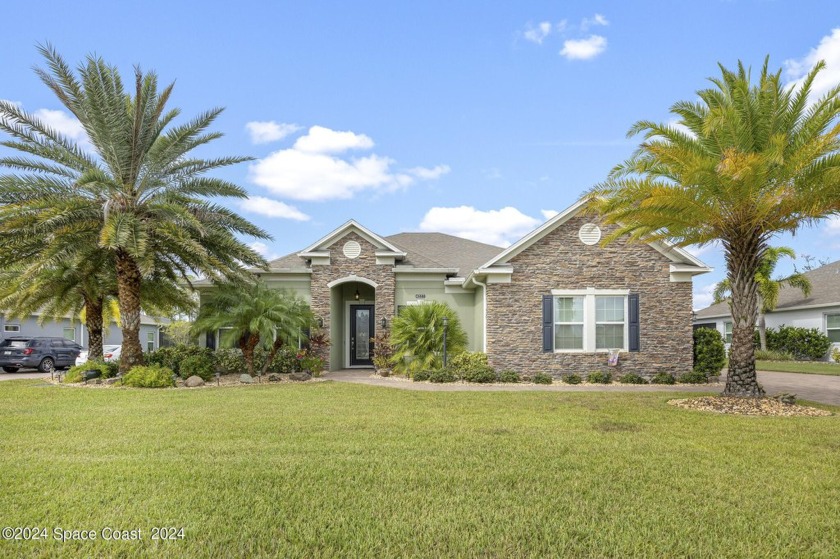 SPARKLING, PRACTICALLY NEW HOME situated nicely on .67 acres in - Beach Home for sale in Melbourne, Florida on Beachhouse.com