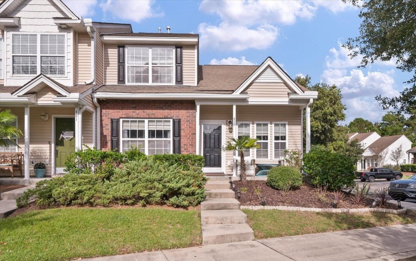 Welcome to 459 Doane Way.  A beautiful end unit on a corner lot - Beach Home for sale in Wando, South Carolina on Beachhouse.com