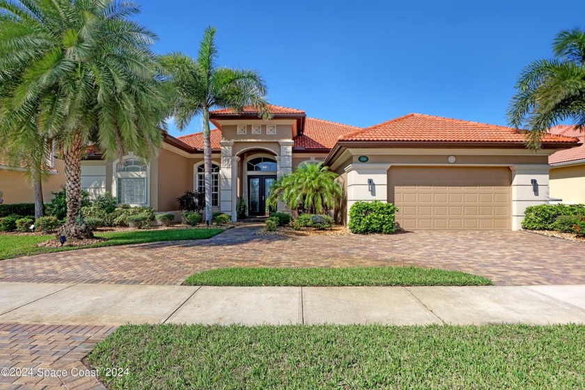 Welcome to your dream home in Fairway Lakes, overlooking the 8th - Beach Home for sale in Melbourne, Florida on Beachhouse.com