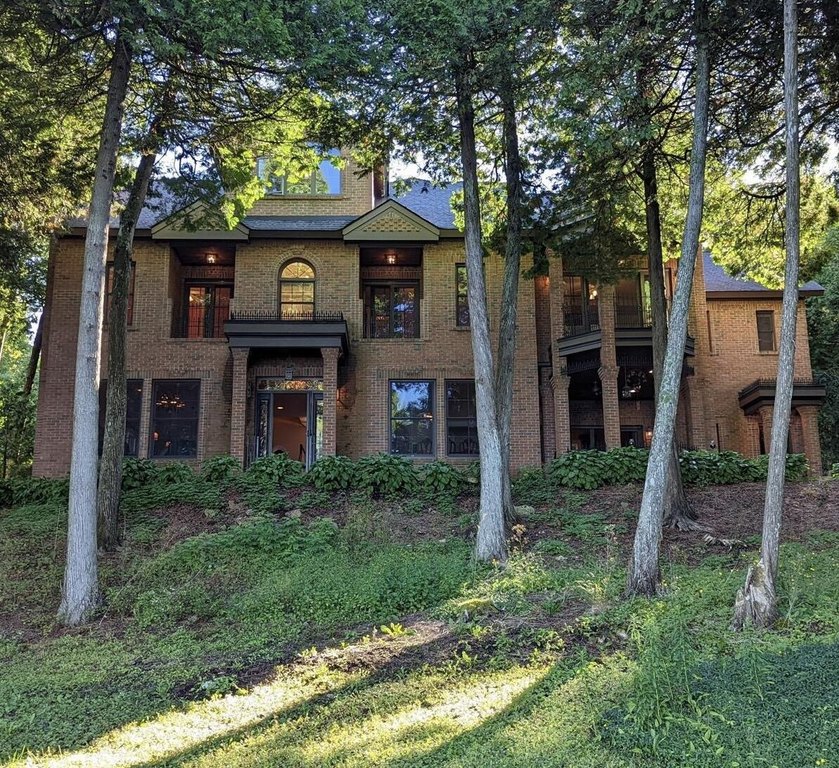 A rare waterfront estate on Mackinac Island, 2796 Lake Shore - Beach Home for sale in Mackinac Island, Michigan on Beachhouse.com