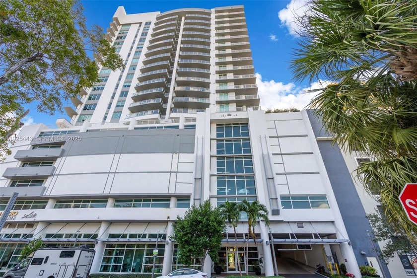 Welcome to your elegant urban oasis in the heart of downtown - Beach Condo for sale in Fort Lauderdale, Florida on Beachhouse.com