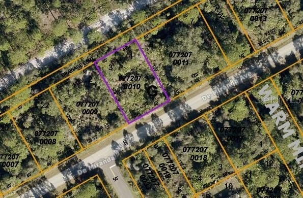 This residential lot that backs up to Deer Prairie Creek - Beach Lot for sale in North Port, Florida on Beachhouse.com
