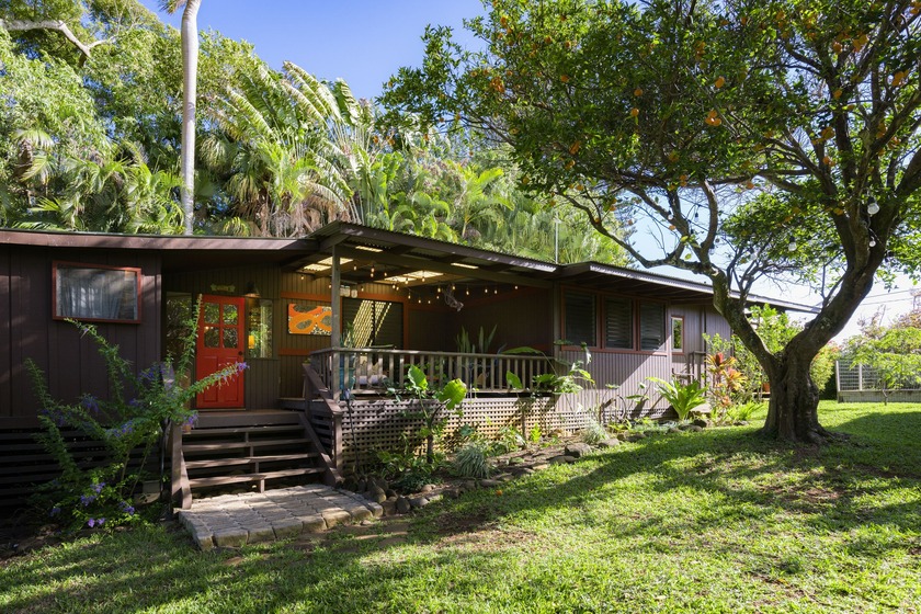 Discover a rare 1.58-acre North Kohala retreat featuring a - Beach Home for sale in Kapaau, Hawaii on Beachhouse.com