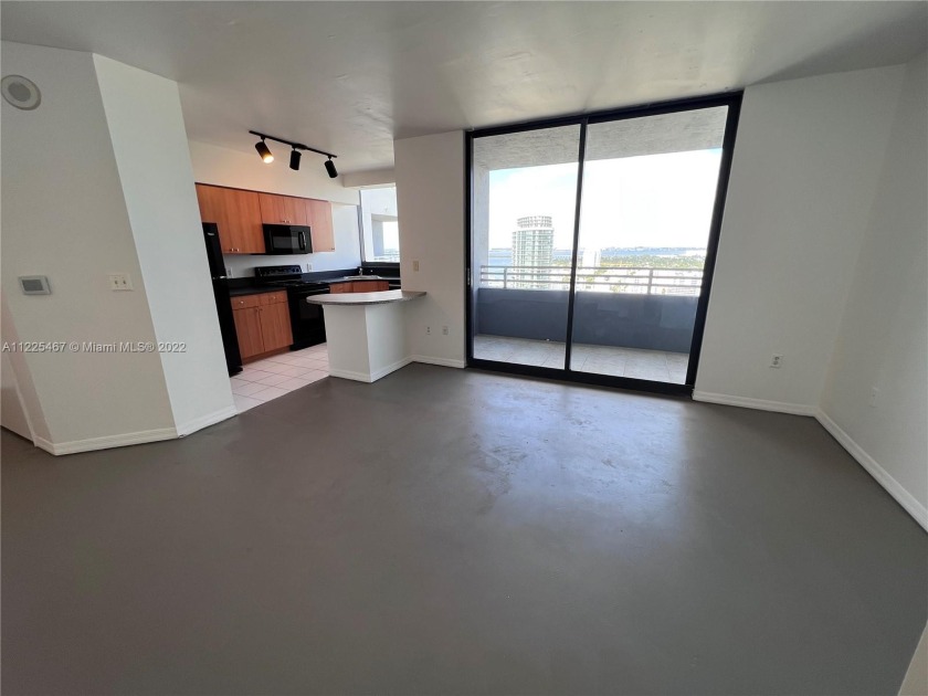 Please see new pictures added. Popcorn ceiling and carpet were - Beach Condo for sale in Miami  Beach, Florida on Beachhouse.com