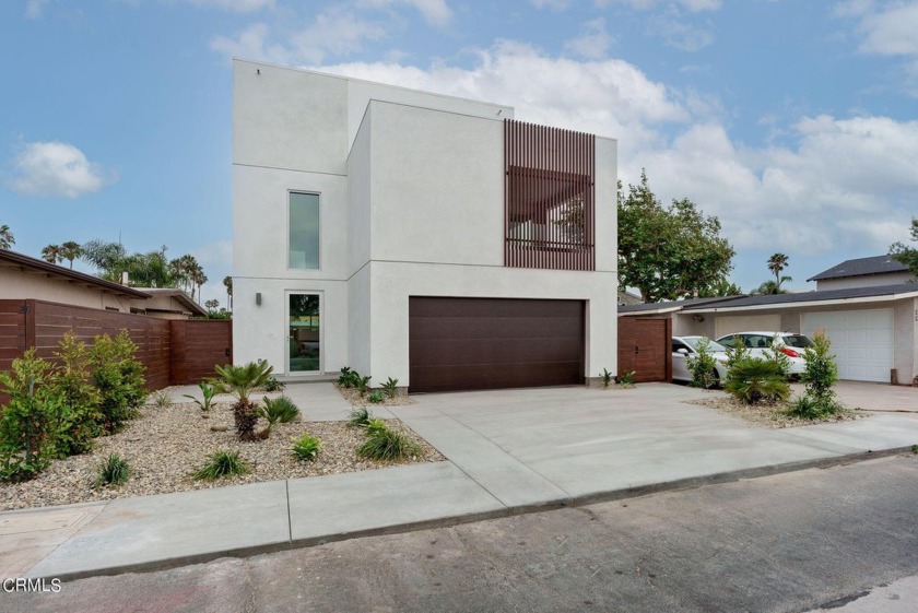 This Beach Modern, newly-built home is a dream come true! - Beach Home for sale in Ventura, California on Beachhouse.com