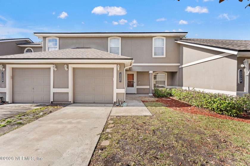 Welcome home to this beautiful 3-bedroom, 2.5-bath townhome with - Beach Condo for sale in Fleming Island, Florida on Beachhouse.com