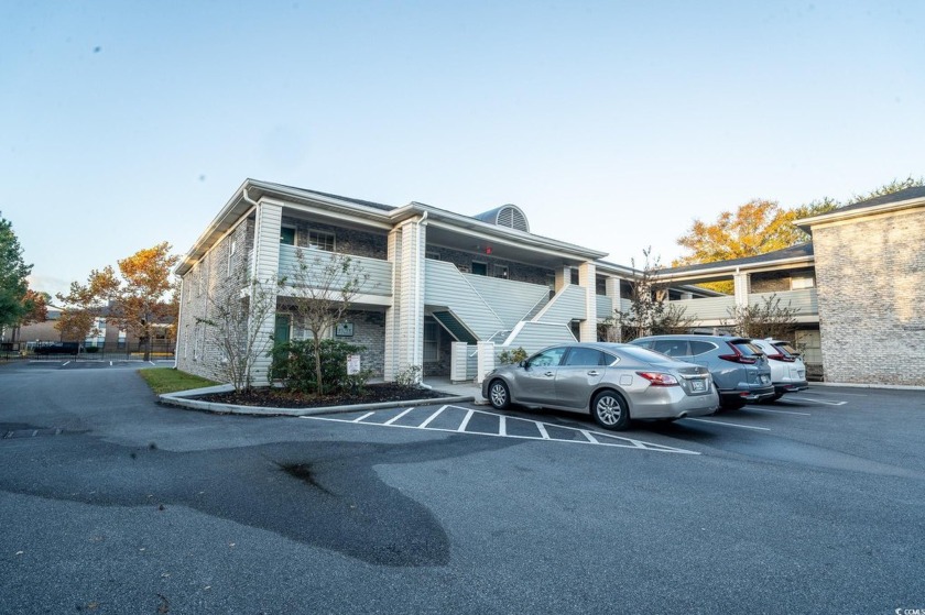 Excellent double suite office location in the heart of Myrtle - Beach Commercial for sale in Myrtle Beach, South Carolina on Beachhouse.com