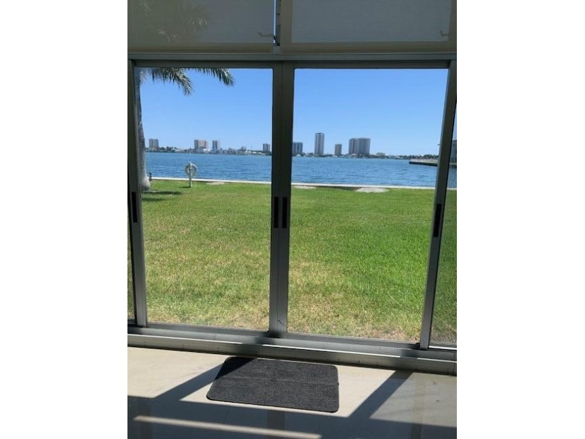 Magnificent views of the intracoastal. Watch the sunrise and the - Beach Condo for sale in Riviera Beach, Florida on Beachhouse.com