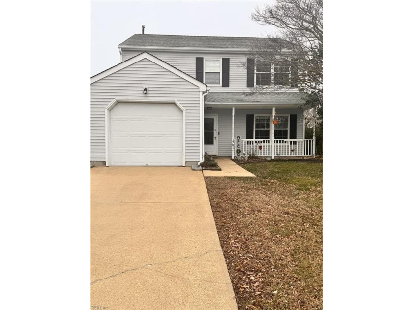 Beautifully updated 4-bedroom, 2.5-bath home in Ocean Lakes with - Beach Home for sale in Virginia Beach, Virginia on Beachhouse.com
