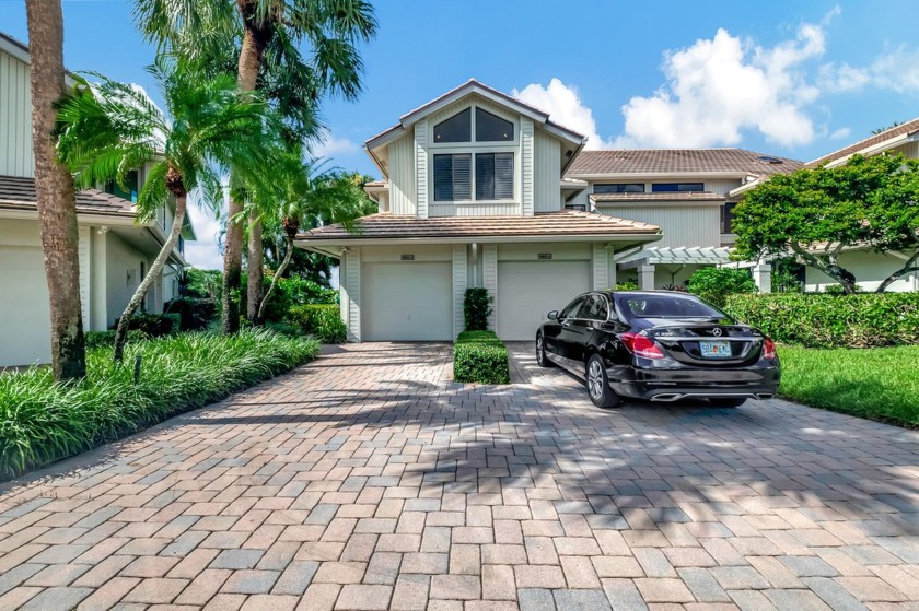 Charter Cay 2nd floor club villa with magnificent water and golf - Beach Home for sale in Boca Raton, Florida on Beachhouse.com