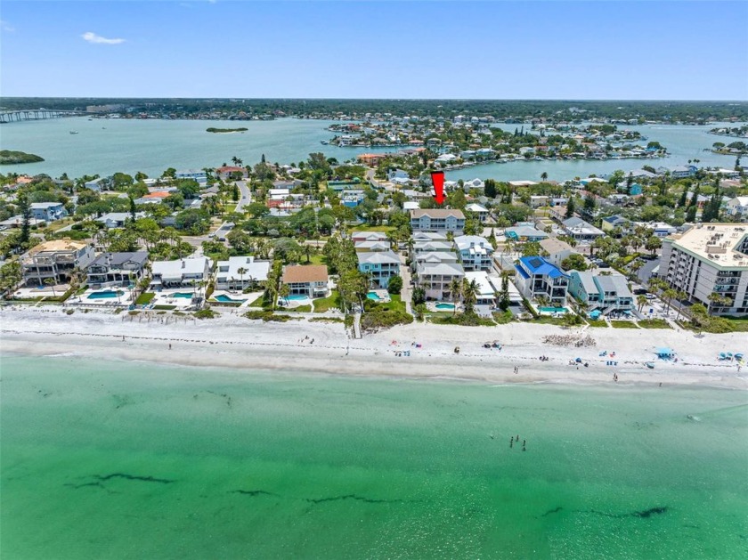 ATTN INVESTORS - INDIAN ROCKS BEACH 4 UNIT BUILDING! LESS THAN - Beach Townhome/Townhouse for sale in Indian Rocks Beach, Florida on Beachhouse.com