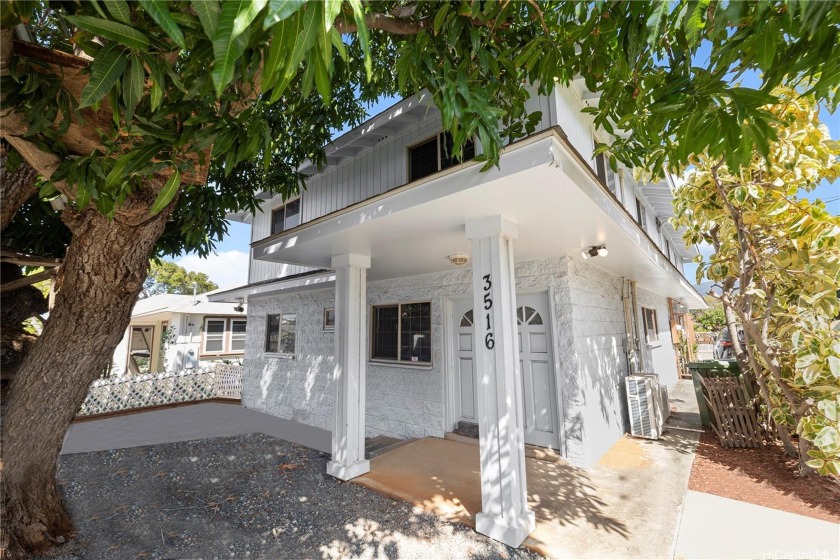 Conveniently located in the heart of Kaimuki near schools, parks - Beach Home for sale in Honolulu, Hawaii on Beachhouse.com