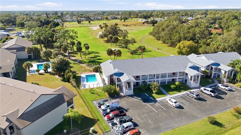 Move-in ready, turn-key 2 bedroom + den, 2 bathroom end-unit - Beach Condo for sale in Lehigh Acres, Florida on Beachhouse.com