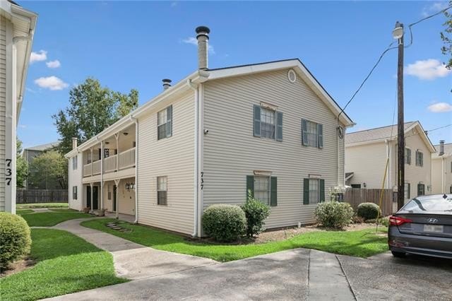 Discover affordable living in the heart of Mandeville with this - Beach Condo for sale in Mandeville, Louisiana on Beachhouse.com