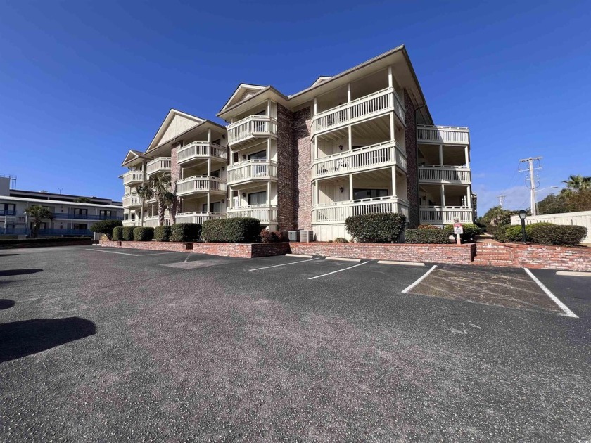 Very spacious end unit in the heart of Myrtle Beach and across - Beach Condo for sale in Myrtle Beach, South Carolina on Beachhouse.com