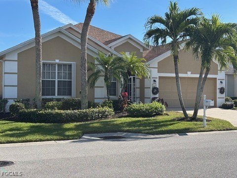 Beautiful spacious gulf access 3 bed 2 bathroom home with - Beach Home for sale in North Fort Myers, Florida on Beachhouse.com