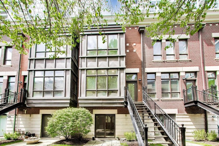 Rarely available and highly sought after, enjoy a HOME in town - Beach Townhome/Townhouse for sale in Chicago, Illinois on Beachhouse.com