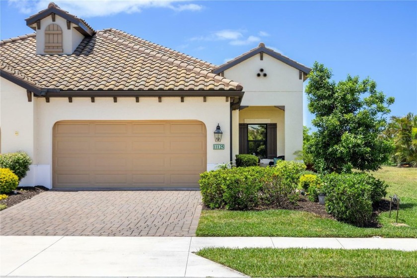 Welcome to 11125 McDermott Court -- where peace, privacy, and - Beach Home for sale in Englewood, Florida on Beachhouse.com