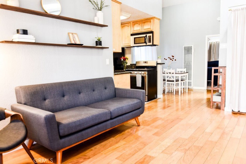 Cute and Cozy! Welcome to 1070 Temple Ave, a bright and - Beach Condo for sale in Long Beach, California on Beachhouse.com