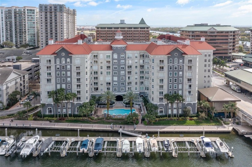 LUXURY DESIGN - HARBOUR ISLAND - Two Story TOWNHOUSE Unit in - Beach Condo for sale in Tampa, Florida on Beachhouse.com