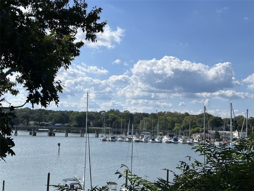 Beautiful waterfront on Urbanna Creek in area of nice homes - Beach Lot for sale in Saluda, Virginia on Beachhouse.com