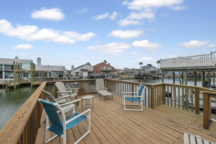 Dog-Friendly Townhome with Boat Dock, Sundeck, and Stunning - Beach Vacation Rentals in Corpus Christi, Texas on Beachhouse.com