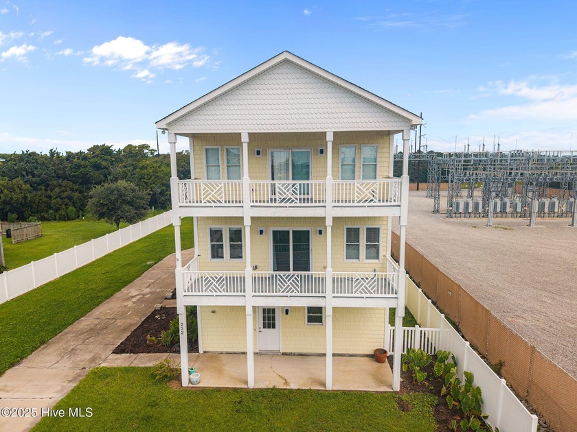 A beautiful private home near the water in Sneads Ferry with - Beach Home for sale in Sneads Ferry, North Carolina on Beachhouse.com