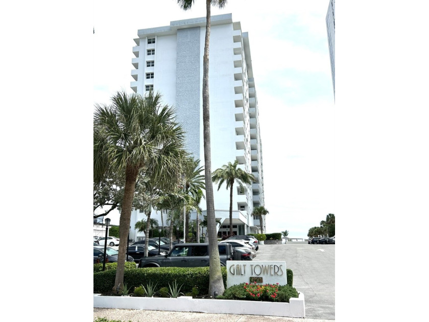 Great price below market and great location on the 14th floor - Beach Condo for sale in Fort Lauderdale, Florida on Beachhouse.com