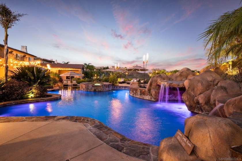 Luxurious home on one of the largest and private usable lots in - Beach Home for sale in San Diego, California on Beachhouse.com