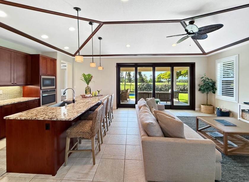 Welcome to 78-122 Holuakai, a resort zoned, short term vacation - Beach Home for sale in Kailua Kona, Hawaii on Beachhouse.com